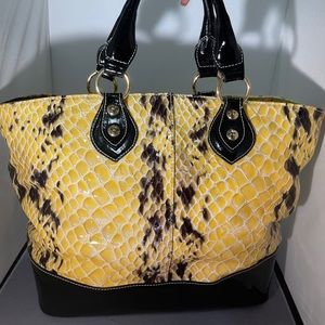 Snake skin purse